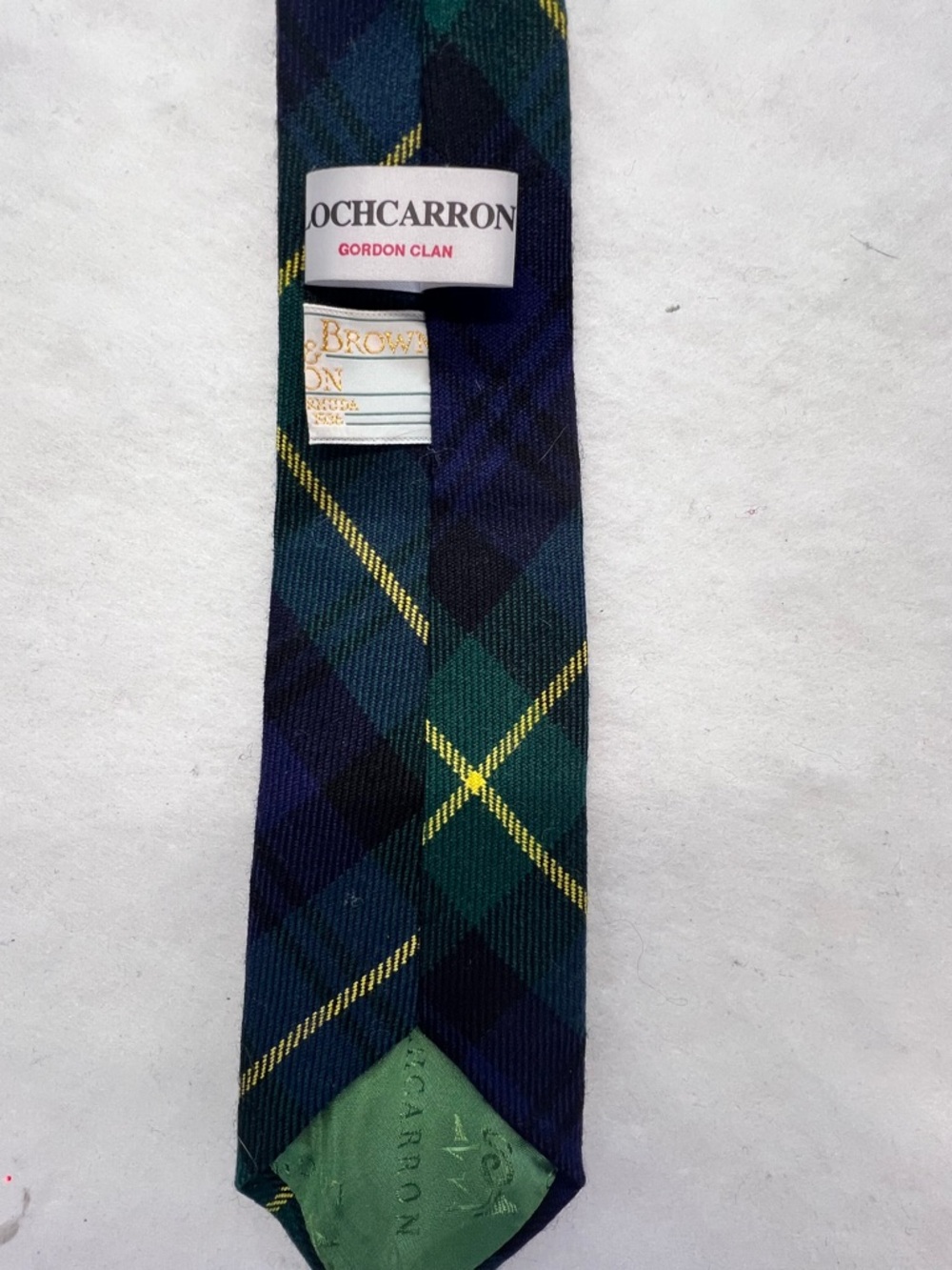 Lochcarron of Scotland Mens Gordon Clan Blue/Green Tartan Wool Neck Tie - Picture 4 of 7